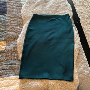 Forever 21 stretchy pencil skirt size Medium